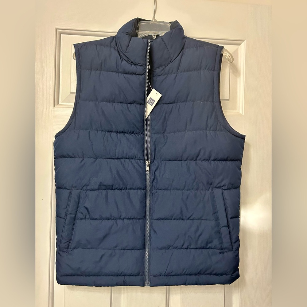 Navy GAP puffer vest xs